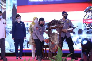 Kapolri Minta Bhabinkamtibmas Jadi Problem Solving Masyarakat