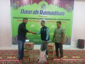 KPA Wilayah Kuta Pase Serahkan Donasi Bagi Penghafal Qur’an