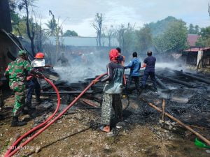 Akibat Petasan Tiga Rumah Di Pidie Terbakar, Satu Rumah Rata Dengan Tanah