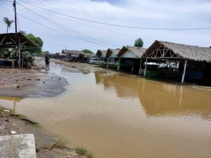 Pasang Purnama Menghantam Pesisir Pantai UJong Blang, Empat Desa Terendam Di Lhokseumawe