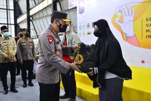 Tinjau SVMI di UI, Kapolri: Hilangkan Perbedaan Bersatu Lawan Covid-19