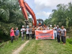 PT SOCFINDO Seumayam Peduli Program Kemitraan Petani Kebun Masyarakat
