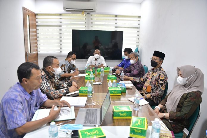 a0c451b897e28720f8895651802be2f68bac4d6946e8dad00ec6f301aef72873.0