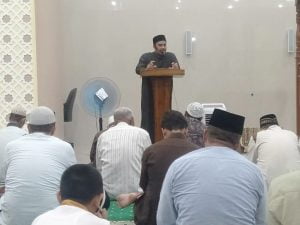 Jamaah Masjid At Taqwa Muhammadiyah Sigli Shalat Terawih Pertama Ramadhan 1443 H