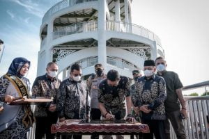 Menparekraf Resmikan Tower Mangrove dan Kunjungi Desa Wisata Cinta Raja di Langsa