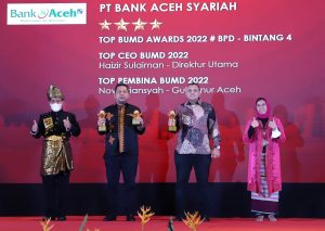 Bank Aceh Raih Top BUMD Award dan Indonesia Sharia Finance Award 2022