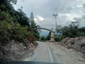Akses Jalan Penghubung Kabupaten Gayo Lues Menuju Ketacane Memprihatinkan