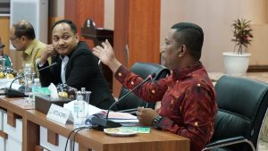 Seminar Uji Publik Rancangan UU Revisi UUPA, Ketua DPR Aceh Walk Qut