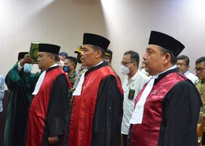 Ketua Pengadilan Tinggi Banda Aceh Lantik dan Ambil Sumpah Tiga Ketua Pengadilan Negeri