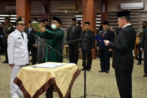 Atas Nama Presiden Jokowi, Pj Gubernur Aceh Lantik Bakri Siddiq Pj Wali Kota Banda Aceh