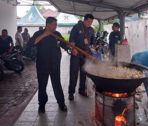 Gusrizal: Kuah Beulangong Simbul Kekompakan Kita