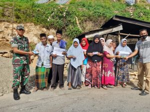 Ratusan Warga Kampung Singah Mule Terima BLT Dana Desa Tahap Sembilan