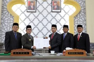 Pj Wali Kota Bersama Ketua DPRK Teken KUA PPAS APBK Perubahan Tahun 2022