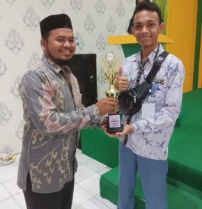 2 Siswa SMAN 1 Kutacane Raih Juara OBA ke 5 di Provinsi Aceh