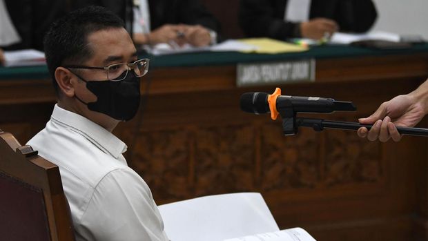 persidangan perkara perintangan penyidikan pembunuhan brigadir j 2 169