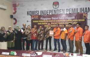 PNA Resmi Daftarkan 47 Bacaleg ke KIP Aceh Besar