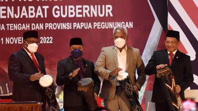 peresmian provinsi dan pelantikan penjabat gubernur papua selata 169