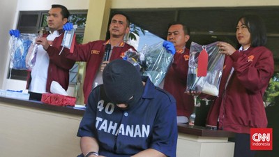polisi duga pembunuh putri pejabat gubernur papua pegunungan perkosa korbannya 169