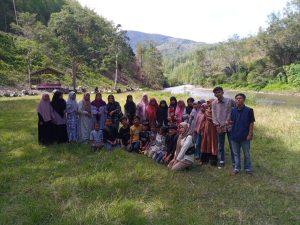 Murid SDN 2 Dabun Gelang Gelar Perpisahan Dengan Kepala Sekolah dan Dewan Guru
