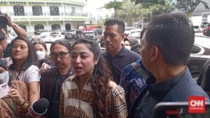 Penuh Emosi, Mediasi Dewi Perssik dan RT soal Sapi Kurban Buntu