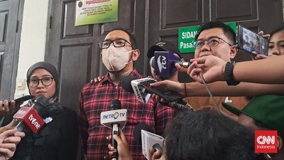 saksi sidang ag 1 169