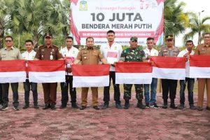 Pj Bupati dan Forkopimda Launching Pencanangan 10 Juta Bendera Merah Putih