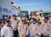 Kapal MV Egon Pengangkut Logistik Penanganan Bencana dari Mabes Polri Tiba di Krueng Geukueh