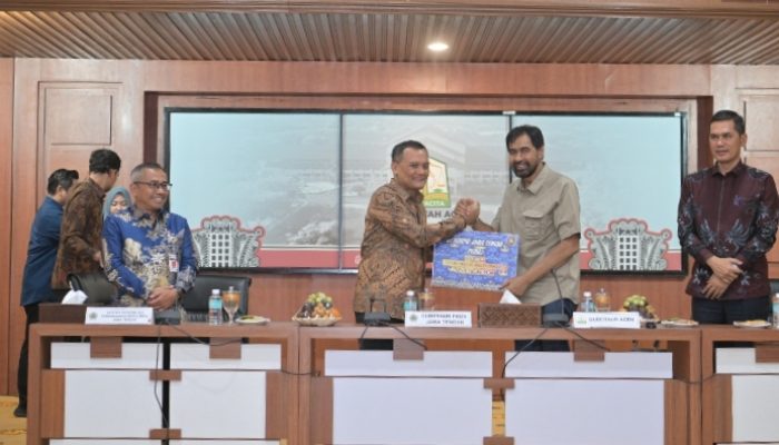 Terima Kunjungan Gubernur Jawa Tengah, Mualem Perkuat Sinergi Antar Daerah