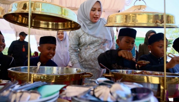 Perdana, Kak Na Rayakan Idul Adha Bersama Warga di Pedalaman Aceh Barat