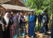 Sambut Idul Adha 1447 H, Ratusan Warga Nisam Antara Terima Bantuan Gubernur Aceh