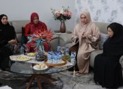 Kak Na: Abu Doto adalah Senior dan Tauladan Kita Semua