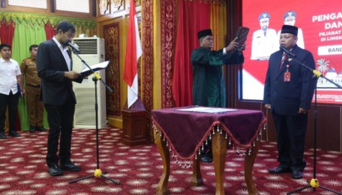 Gubernur Aceh Lantik Dr. Misran Fuadi sebagai Kepala Dinas Syariat Islam Aceh