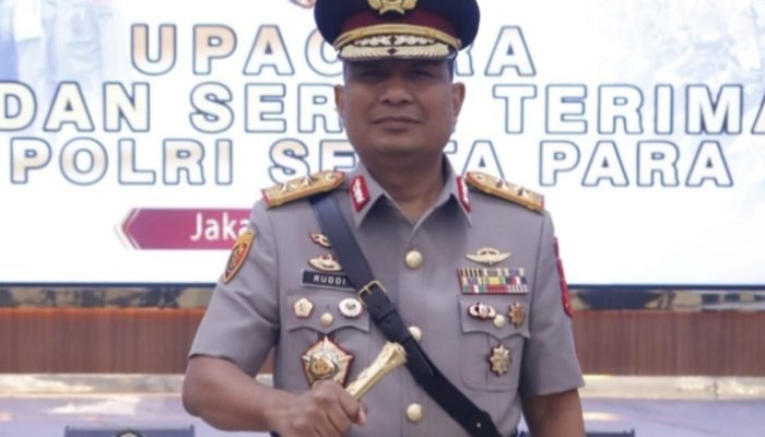 Kapolri Resmi Lantik Irjen Pol. Ruddi Setiawan sebagai Kapolda Aceh