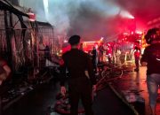 Quick Response Gegana Brimob Polda Aceh Dukung Pemadaman Kebakaran di Lamdingin