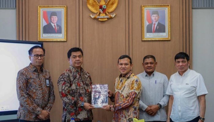 Gubernur Utus Wagub dan Ketua BRA ke Sesneg Bahas Penguatan Perdamaian Aceh