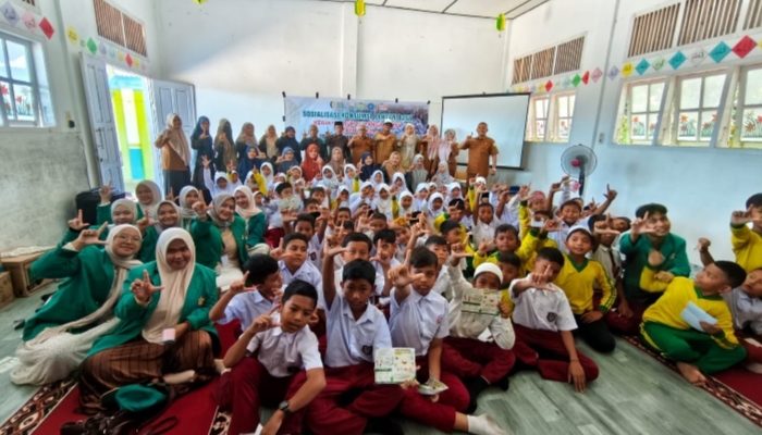 Mahasiswa KKN USK Bangun Budaya Literasi dan Edukasi Gizi bagi Siswa SDN Lambirah