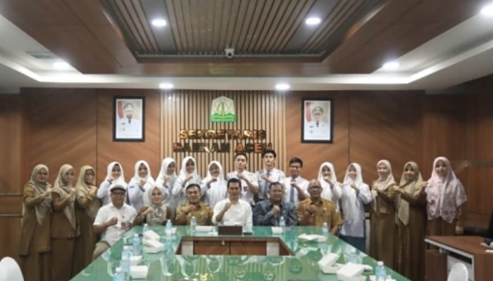 Bawa Nama Aceh ke Tingkat Nasional, 10 Siswa SMA 2 Banda Aceh Dapat Dukungan Penuh Sekda
