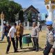 Polisi Bersihkan Sampah Usai Zikir Peringatan HDA di Masjid Raya Baiturrahman