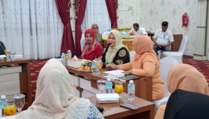 Ketua Perwosi Aceh Mukarramah Fadhlullah Pimpin Rapat Perdana dan Silaturahmi Pengurus