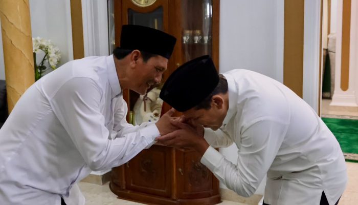 Wagub Aceh Fadlullah Silaturahmi dengan Waled Lapang
