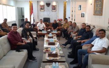 Wagub Aceh Dek Fadh dan Ketua DPRA Bahas Perubahan UUPA