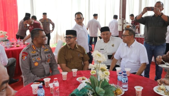 Plt Sekda Aceh Hadiri Maulid Nabi di Dayah Darul Musthafa Cot Madhi