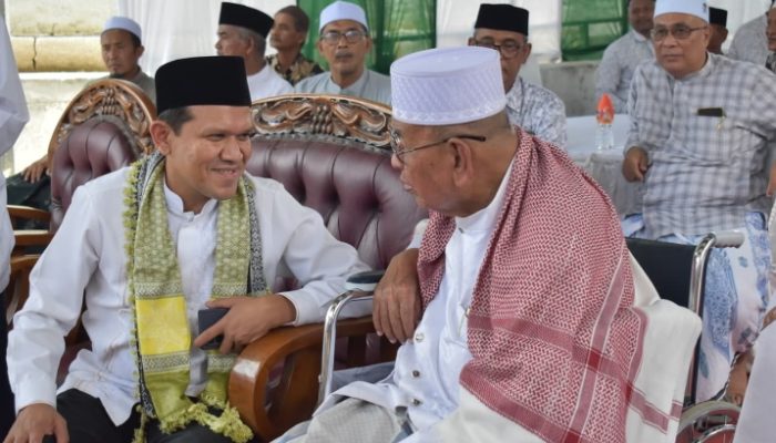 Wagub Aceh Dek Fadh Hadiri Haul ke-38 Abu Tanoh Mirah di Bireuen