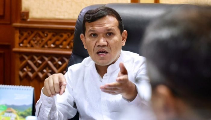 Wagub Dek Fadh Usulkan Penyediaan Alat Berat untuk Daerah Rawan Banjir