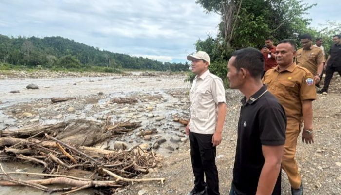 Wagub Aceh Turun ke D.I. Seunong, Janji Dorong Perbaikan Irigasi yang Dikeluhkan Warga Meurah Dua