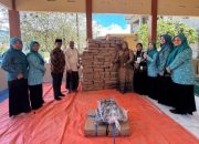 Mukarramah Fadhlullah Salurkan Bantuan Ikan untuk Santri di Kabupaten Pidie