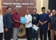 Muhammad Saman Kembalikan Berkas Calon Ketua PWI Aceh, Usung Gagasan “Melanjutkan yang Baik, Memperbaiki yang Kurang”